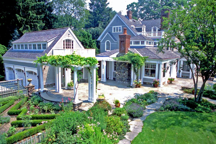 Victorian Style Garden